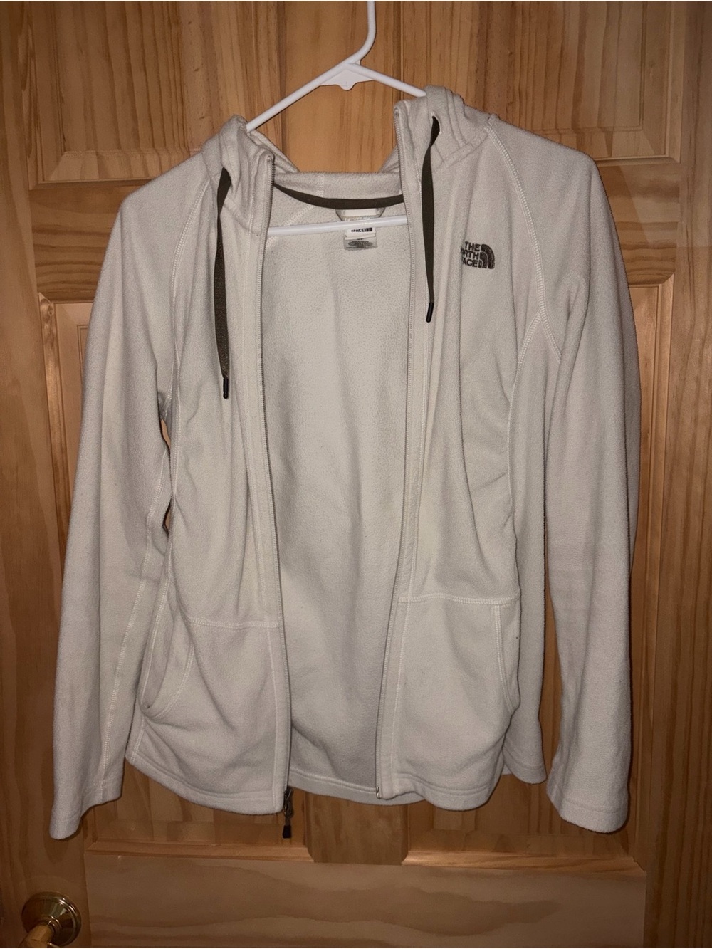 The North Face Women’s Cream Full-Zip Fleece Hoodie
